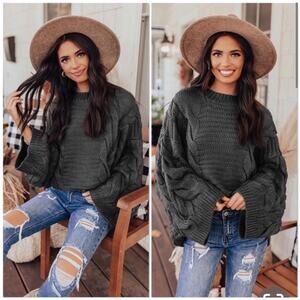 Zenana Womens Small Wide Bell Sleeves Sweater Crew Neck Pullover Gray Cable Knit